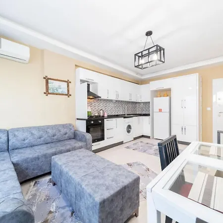 Business-friendly Flat Close To Beach In Konyaalti Lejlighed Antalya
