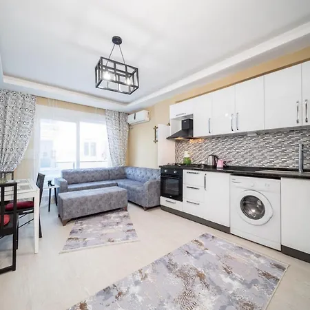 Business-friendly Flat Close To Beach In Konyaalti * Antalya